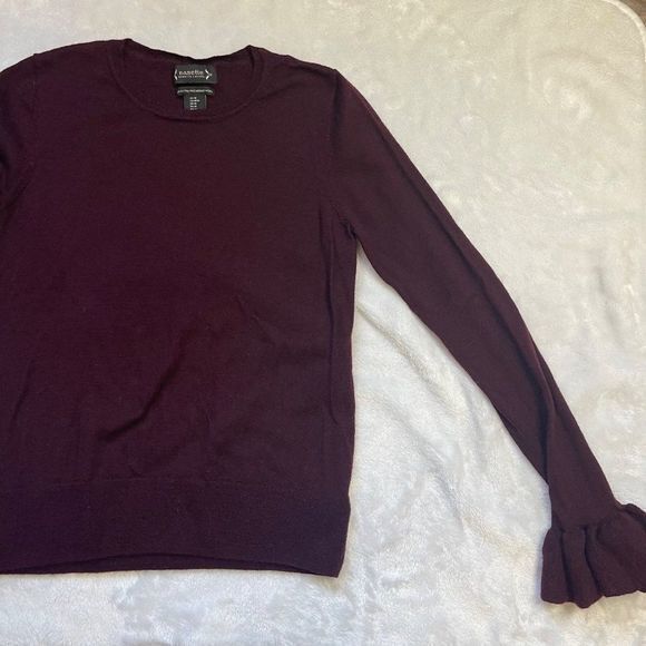 Nanette Lepore Women's Burgundy 100% Extra Fine Merino Wool Sweater Ruffle Sz M - Picture 5 of 9